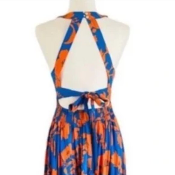 Abel the Label Revolve Maxi Dress Open Back - Picture 2 of 2